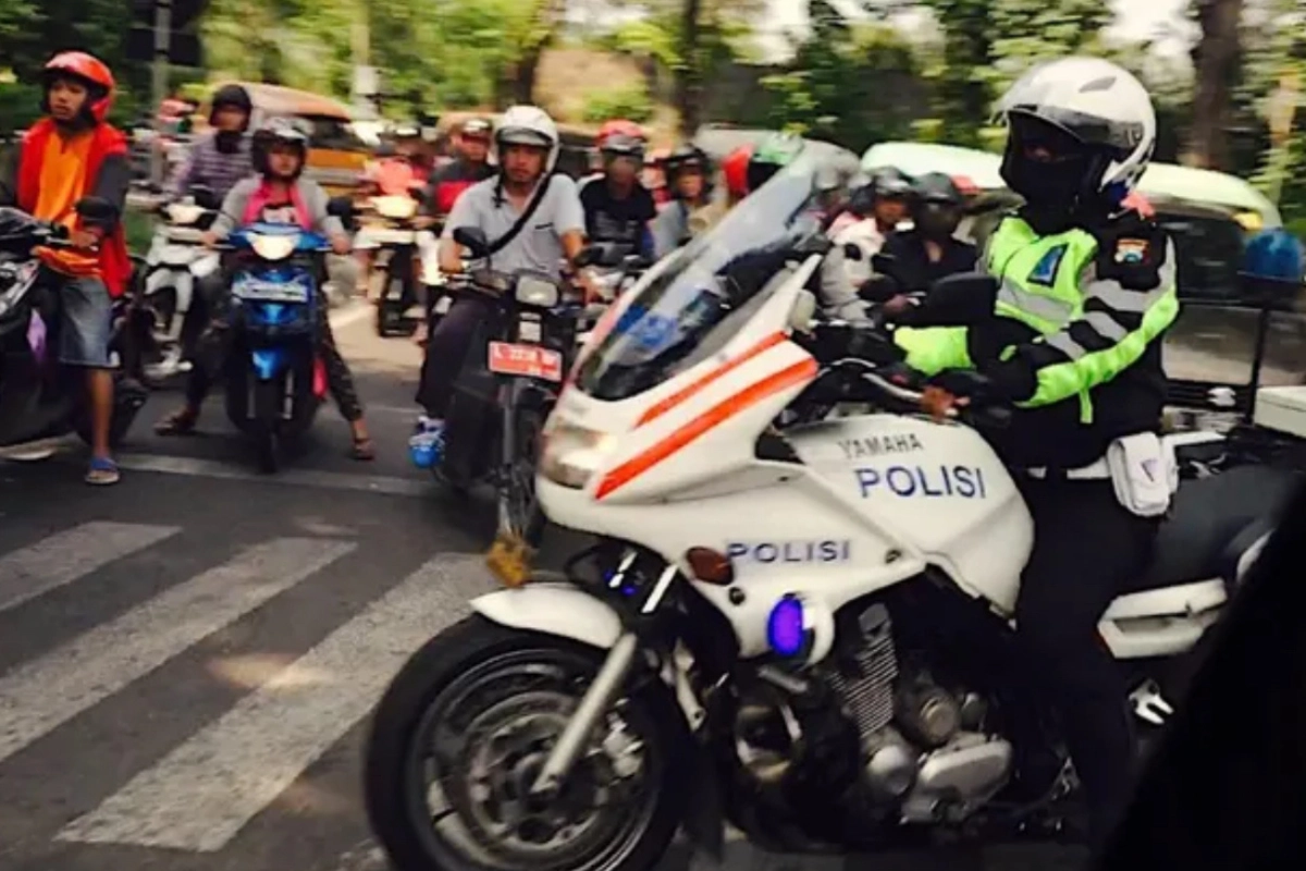 police escort (2)